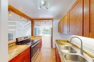 95-312 Kahikinui Ct, Mililani, HI 96789 - Photo 7