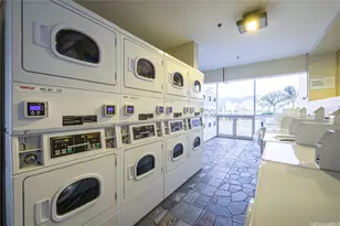 445 Seaside Ave, Honolulu, HI 96815 - Photo 17