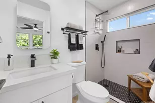 3175 Poelua Pl, Honolulu, HI 96822 - Photo 11