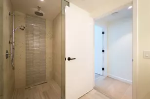 1100 Ala Moana Blvd, Honolulu, HI 96814 - Photo 9