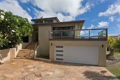 600 Kahiau Loop, Honolulu, HI 96821 - Photo 1