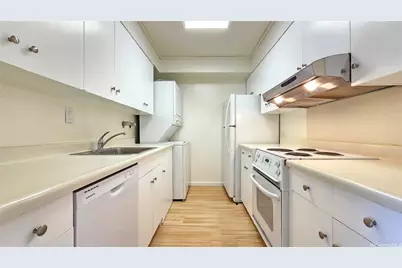 2029 Nuuanu Avenue #1003, Honolulu, HI 96817 - Photo 3