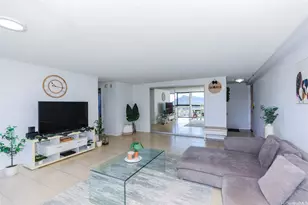 2724 Kahoaloha Ln, Honolulu, HI 96826 - Photo 5