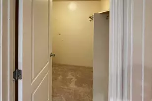 1650 Ala Moana Blvd, Honolulu, HI 96815 - Photo 15