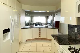 1650 Ala Moana Blvd, Honolulu, HI 96815 - Photo 9