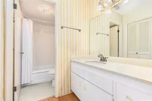 2240 Kuhio Ave, Honolulu, HI 96815 - Photo 7