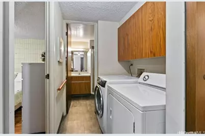 2334 Kapiolani Boulevard #403, Honolulu, HI 96826 - Photo 9