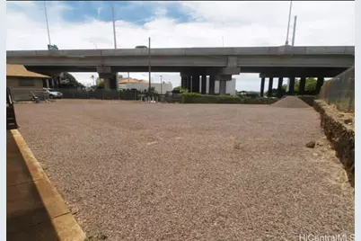 667 Kamehameha Highway #B, Pearl City, HI 96782 - Photo 3