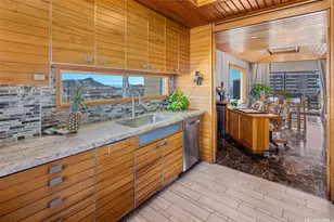 469 Ena Rd, Honolulu, HI 96815 - Photo 11