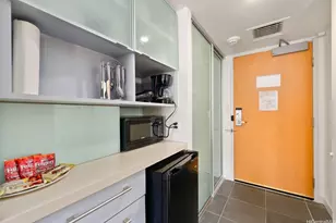 410 Atkinson Dr, Honolulu, HI 96814 - Photo 5