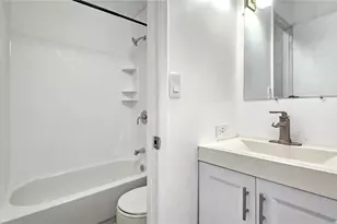 2509 Ala Wai Blvd, Honolulu, HI 96815 - Photo 9