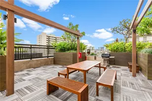 1717 Mott Smith Dr, Honolulu, HI 96822 - Photo 21