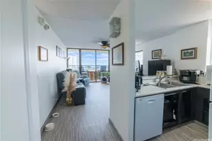 2240 Kuhio Ave, Honolulu, HI 96815 - Photo 7