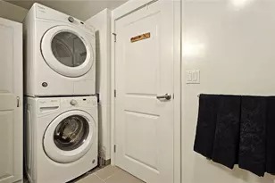 988 Halekauwila St, Honolulu, HI 96814 - Photo 7