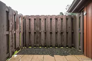 2069 California Ave, Wahiawa, HI 96786 - Photo 19