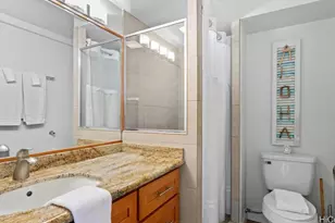 1700 Ala Moana Blvd, Honolulu, HI 96815 - Photo 9