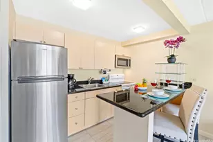229 Paoakalani Ave, Honolulu, HI 96815 - Photo 3