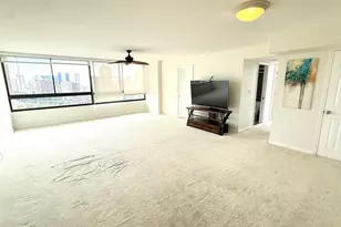 581 Kamoku St, Honolulu, HI 96826 - Photo 1