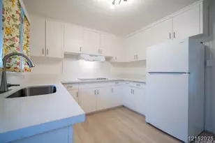 1438 Kaleilani St, Pearl City, HI 96782 - Photo 11