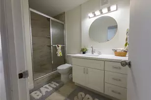 425 Ena Rd, Honolulu, HI 96815 - Photo 11