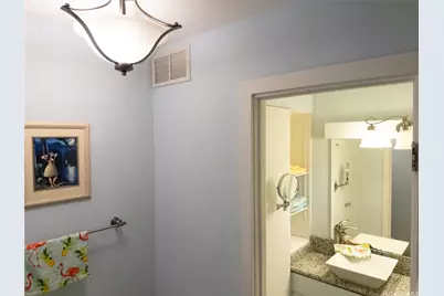 425 Ena Road #706B, Honolulu, HI 96815 - Photo 15