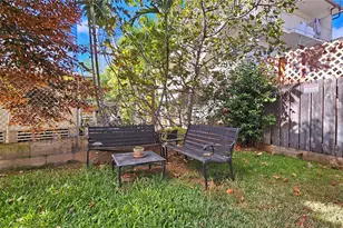 1129 Rycroft St, Honolulu, HI 96814 - Photo 15