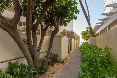 2895 Kalakaua Avenue #209, Honolulu, HI 96815 - Photo 15