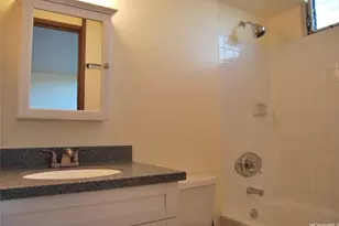 1060 Kamehameha Hwy, Pearl City, HI 96782 - Photo 5