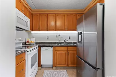 430 Keoniana Street #206, Honolulu, HI 96815 - Photo 5