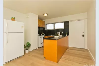 909 University Avenue #211, Honolulu, HI 96826 - Photo 5