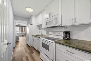 1720 Ala Moana Blvd, Honolulu, HI 96815 - Photo 3