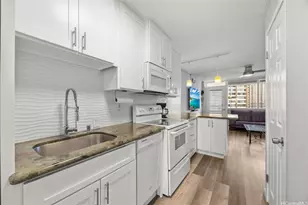1720 Ala Moana Blvd, Honolulu, HI 96815 - Photo 11