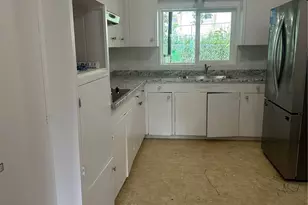 1670 Pensacola St, Honolulu, HI 96822 - Photo 9