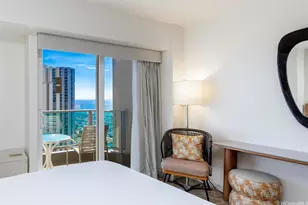 410 Atkinson Dr, Honolulu, HI 96814 - Photo 9