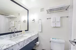 410 Atkinson Dr, Honolulu, HI 96814 - Photo 13