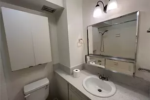 2345 Ala Wai Blvd, Honolulu, HI 96815 - Photo 7