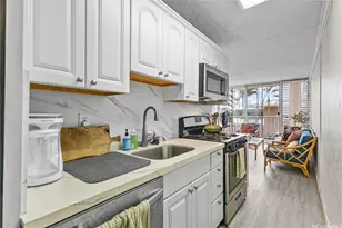 778 Wiliwili St, Honolulu, HI 96826 - Photo 3