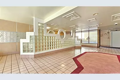 780 Amana Street #1604, Honolulu, HI 96814 - Photo 25