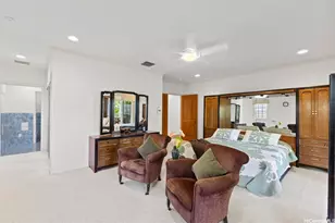 910 Hunakai St, Honolulu, HI 96816 - Photo 15
