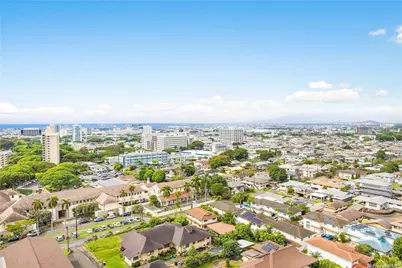 2040 Nuuanu Avenue #1702, Honolulu, HI 96817 - Photo 17