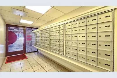 1655 Makaloa Street #1808, Honolulu, HI 96814 - Photo 19