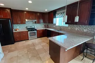 2407 St Louis Dr, Honolulu, HI 96816 - Photo 11