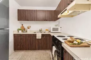 5210 Likini St, Honolulu, HI 96818 - Photo 7