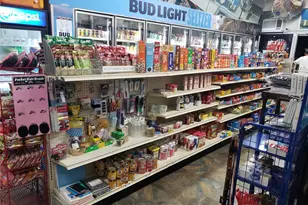 843 McCully St, Honolulu, HI 96826 - Photo 1