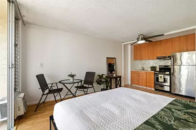 2345 Ala Wai Boulevard #2104, Honolulu, HI 96815 - Photo 3