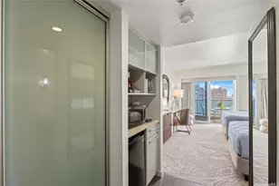 410 Atkinson Dr, Honolulu, HI 96814 - Photo 19
