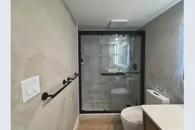 229 Paoakalani Avenue #710 (NUC), Honolulu, HI 96815 - Photo 13