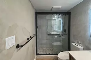 229 Paoakalani Ave, Honolulu, HI 96815 - Photo 13