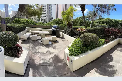 1600 Ala Moana Boulevard #2702, Honolulu, HI 96815 - Photo 13