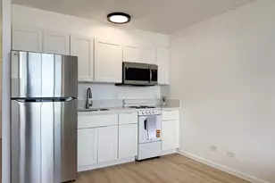 3045 Ala Napuaa Pl, Honolulu, HI 96818 - Photo 5